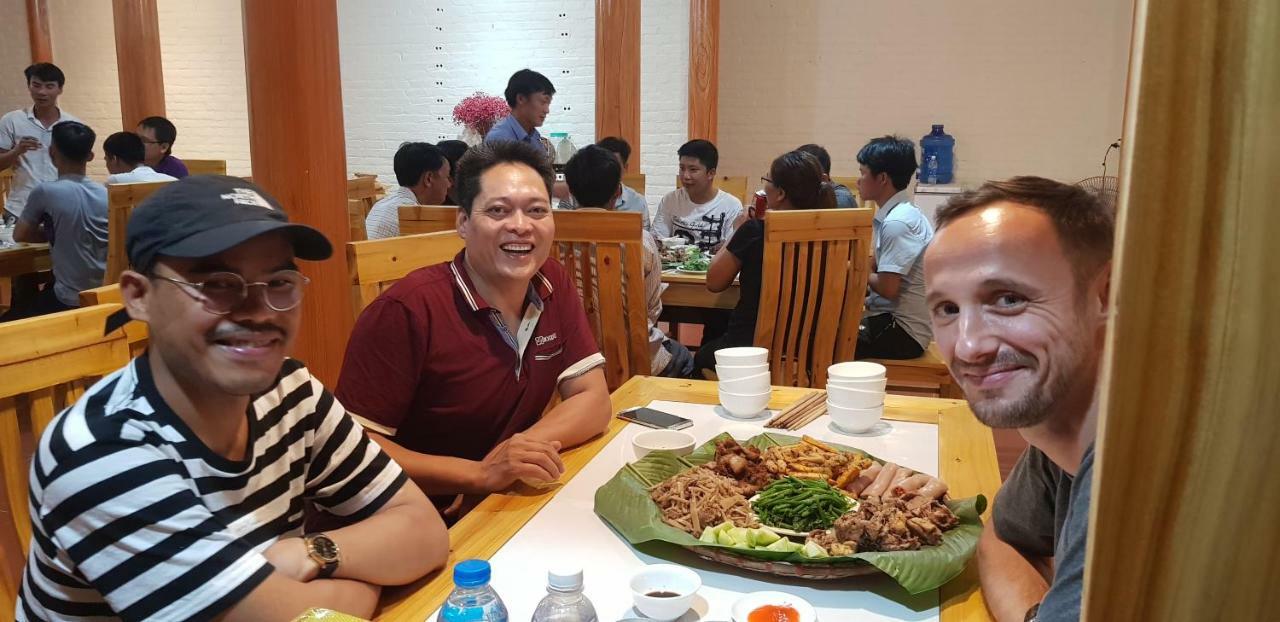 Bac Ha Threeland Homestay Bagian luar foto