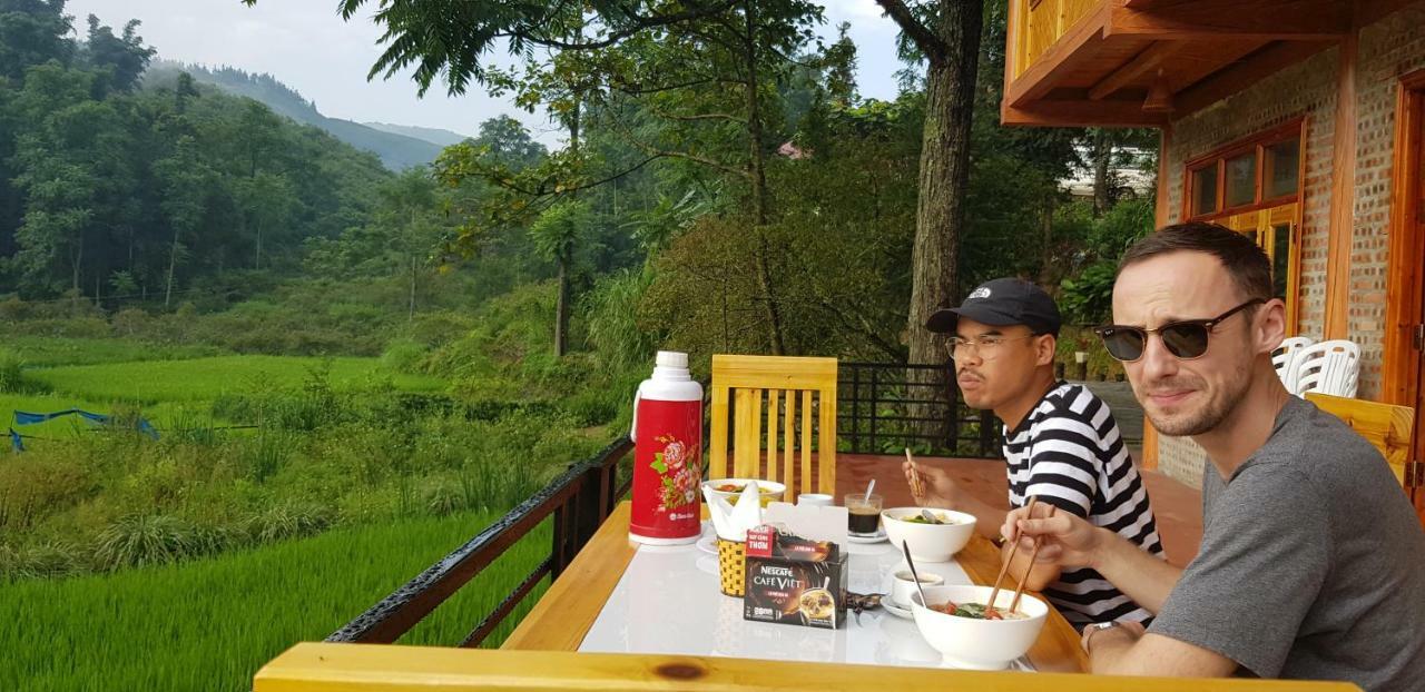 Bac Ha Threeland Homestay Bagian luar foto