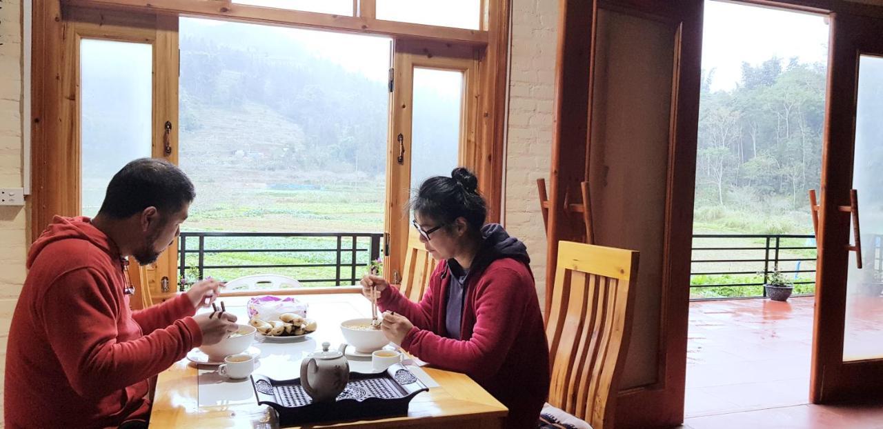Bac Ha Threeland Homestay Bagian luar foto