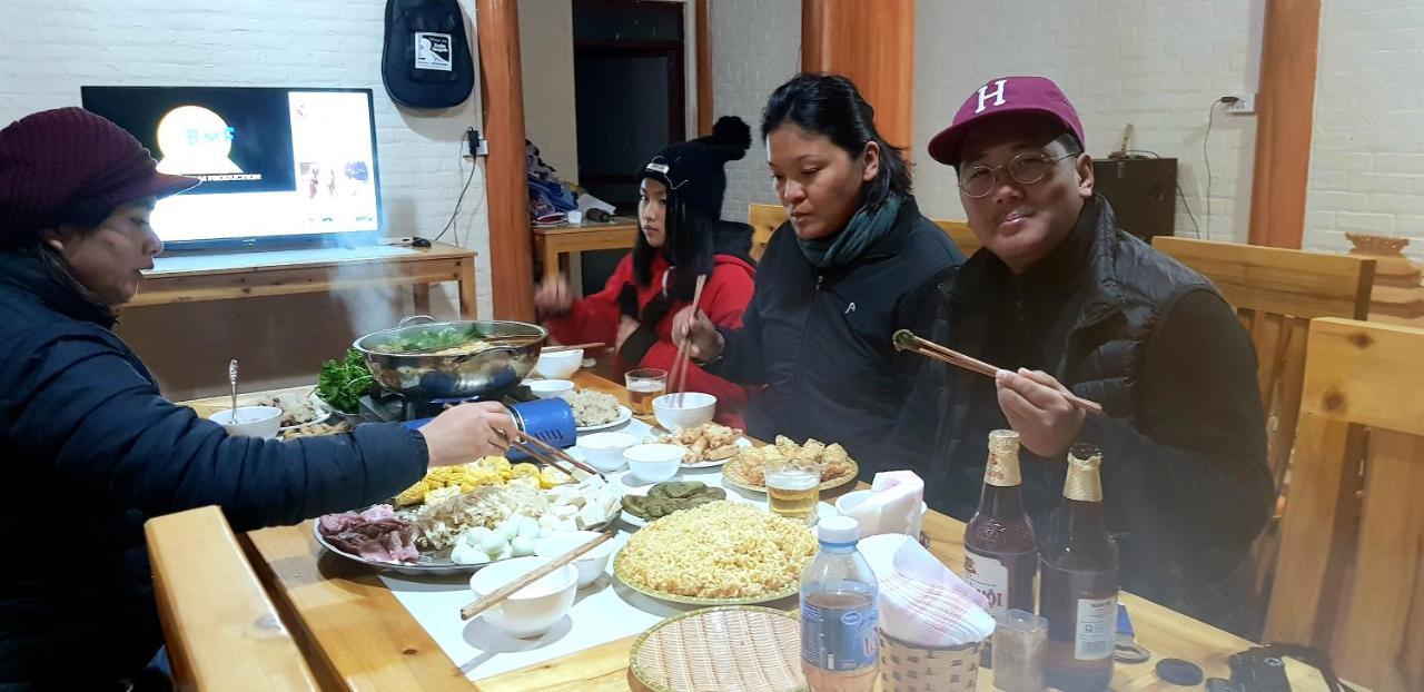 Bac Ha Threeland Homestay Bagian luar foto