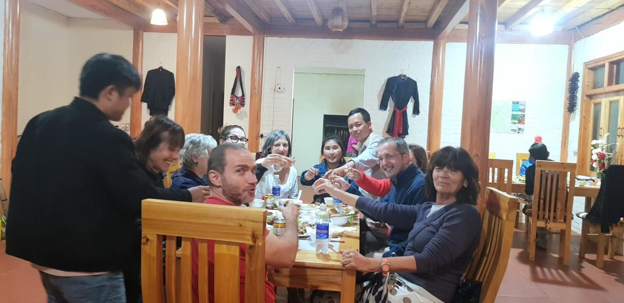 Bac Ha Threeland Homestay Bagian luar foto